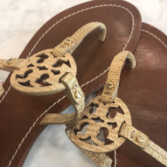 Tory Burch sandal. Tan snake skin - Picture 2 of 5
